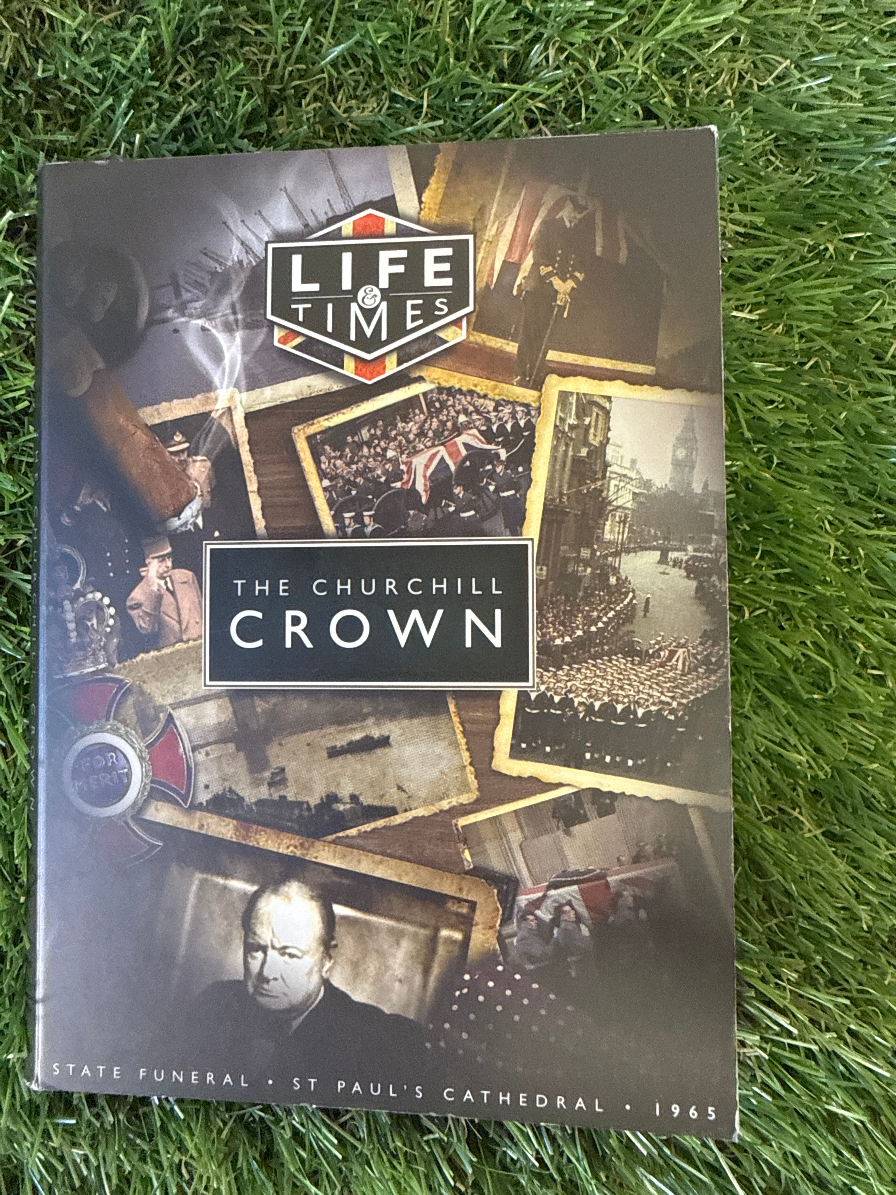 The Churchill Crown in Commemorative Presentation Pack