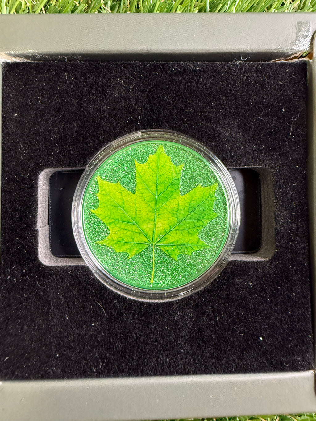 1oz .999 Copper Round Diamond Dust Maple Series Spring Maple - Mintage - 5,000