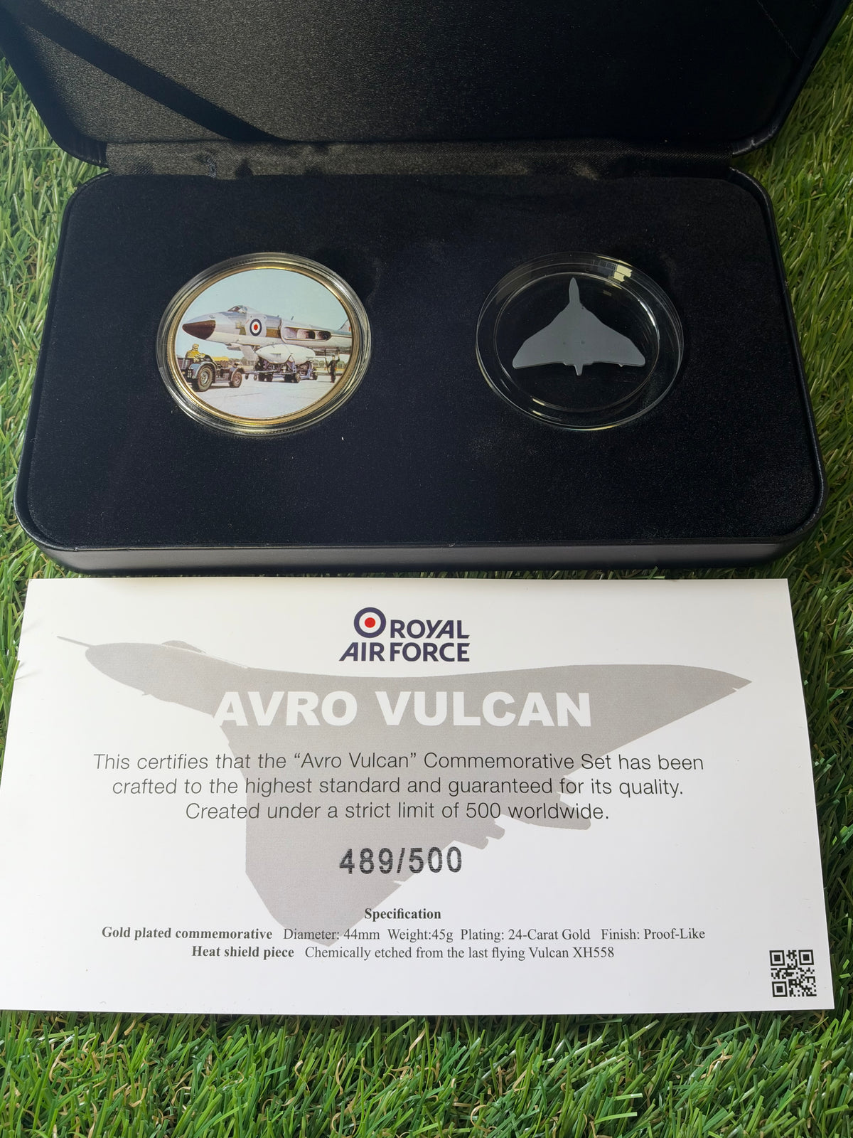 The Official Royal Air Force Avro Vulcan XH558 presentation Edition Set Coin
