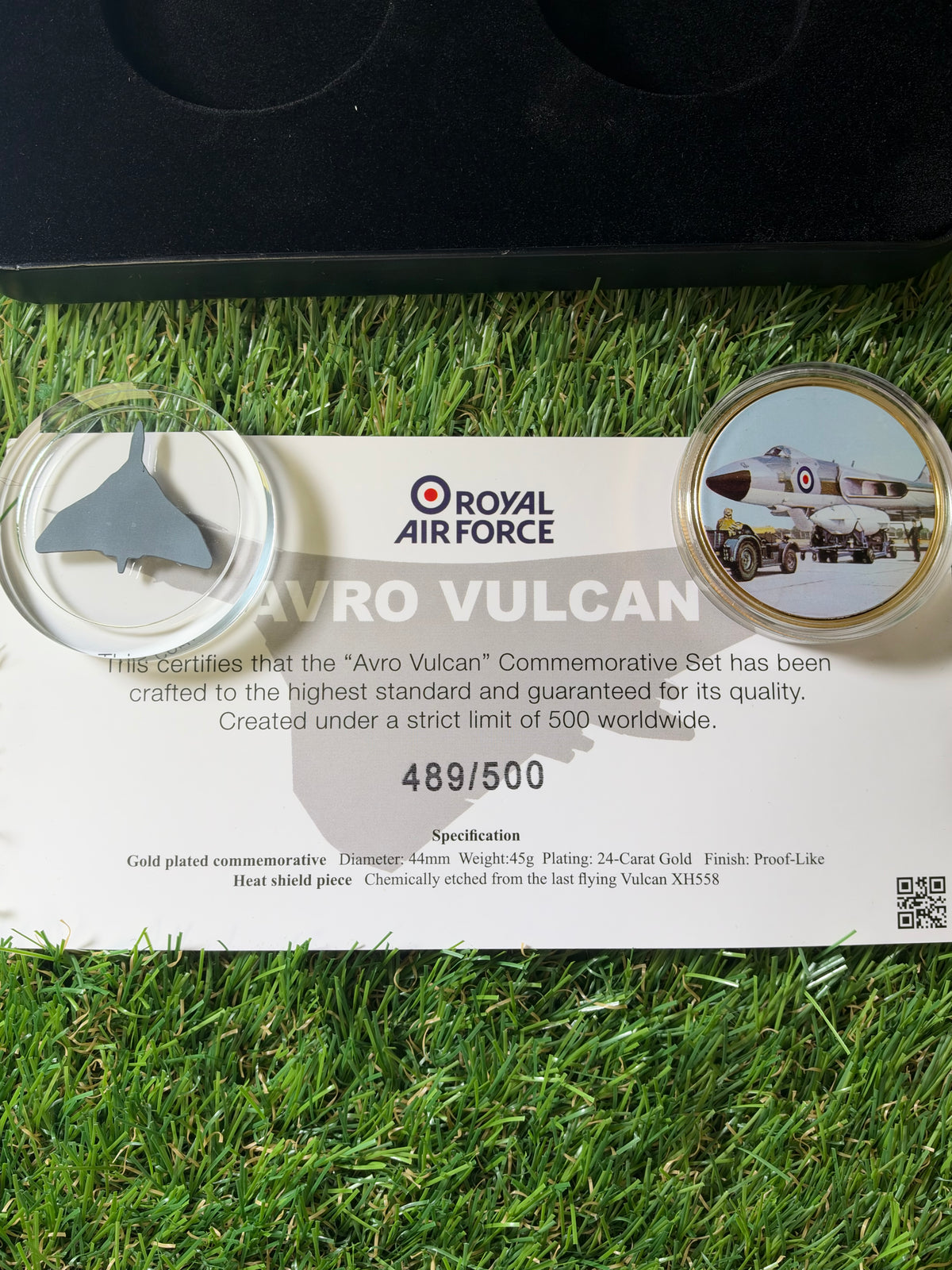 The Official Royal Air Force Avro Vulcan XH558 presentation Edition Set Coin