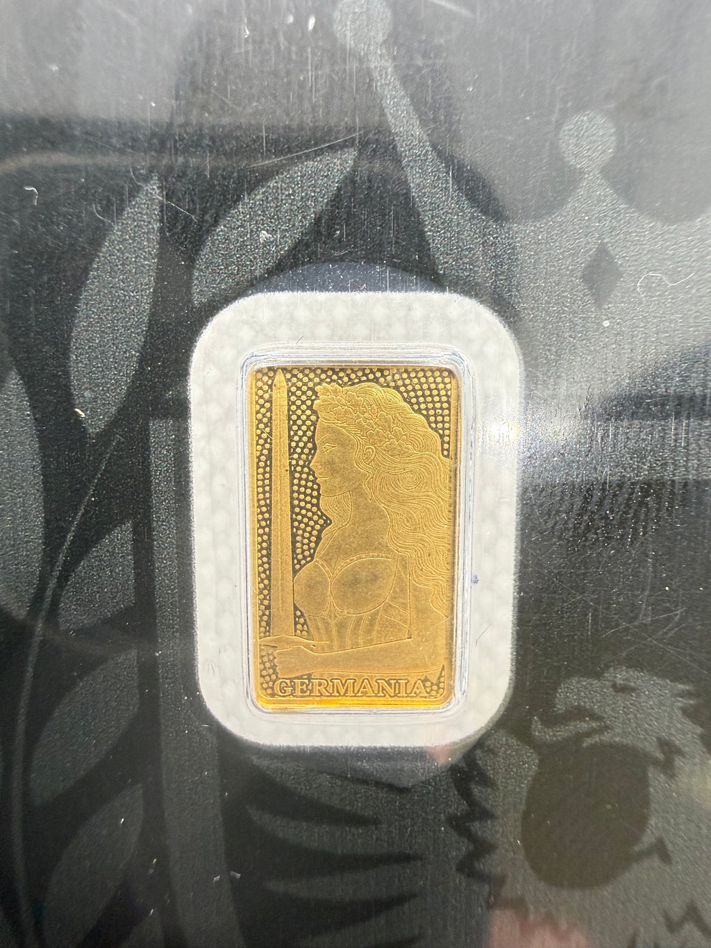 1/100 troy oz Fine Gold 999.9 Bar Germania Mint in Assay