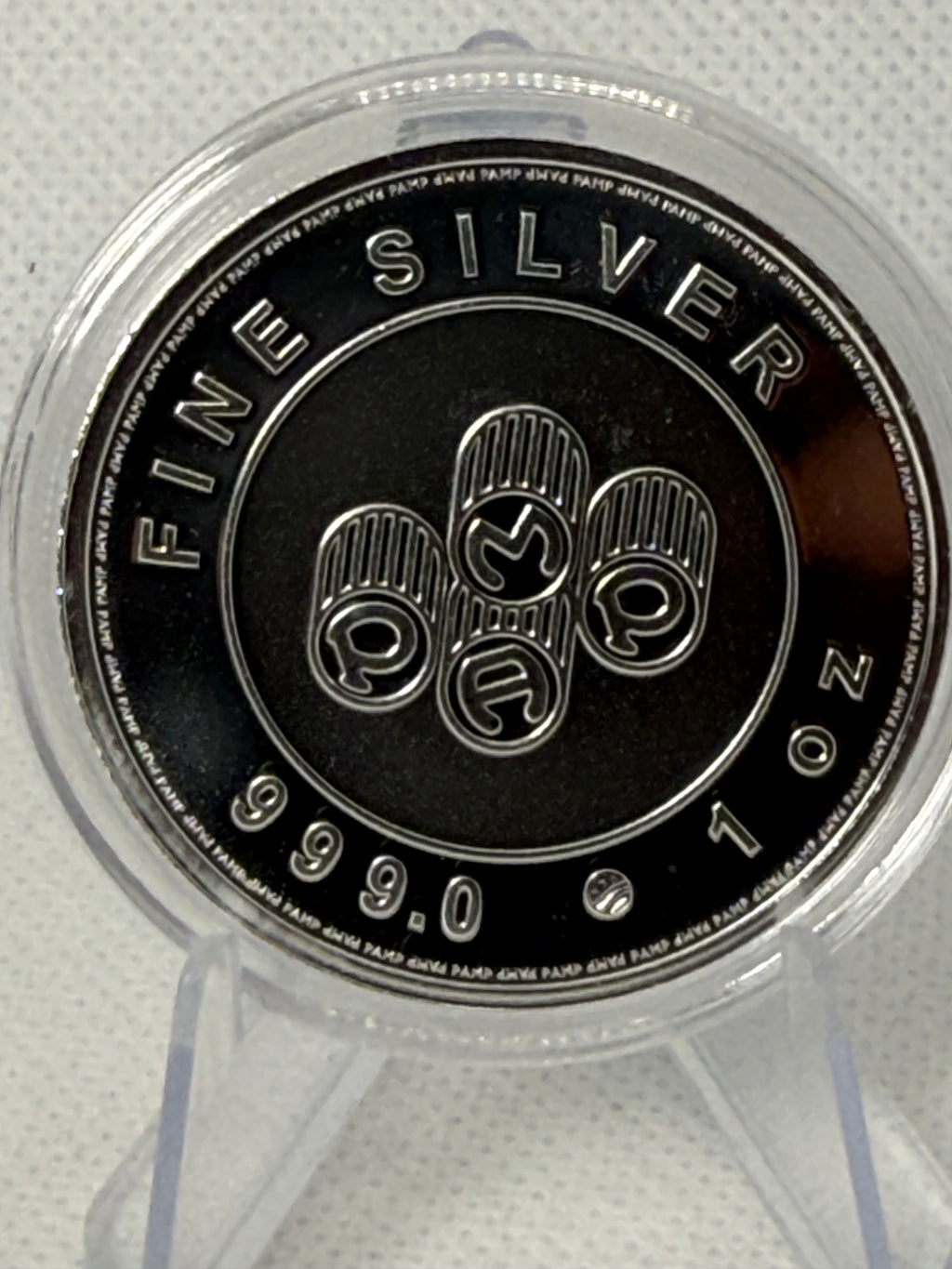 PAMP 1 Troy Oz Fine .999 Silver round in Capsule