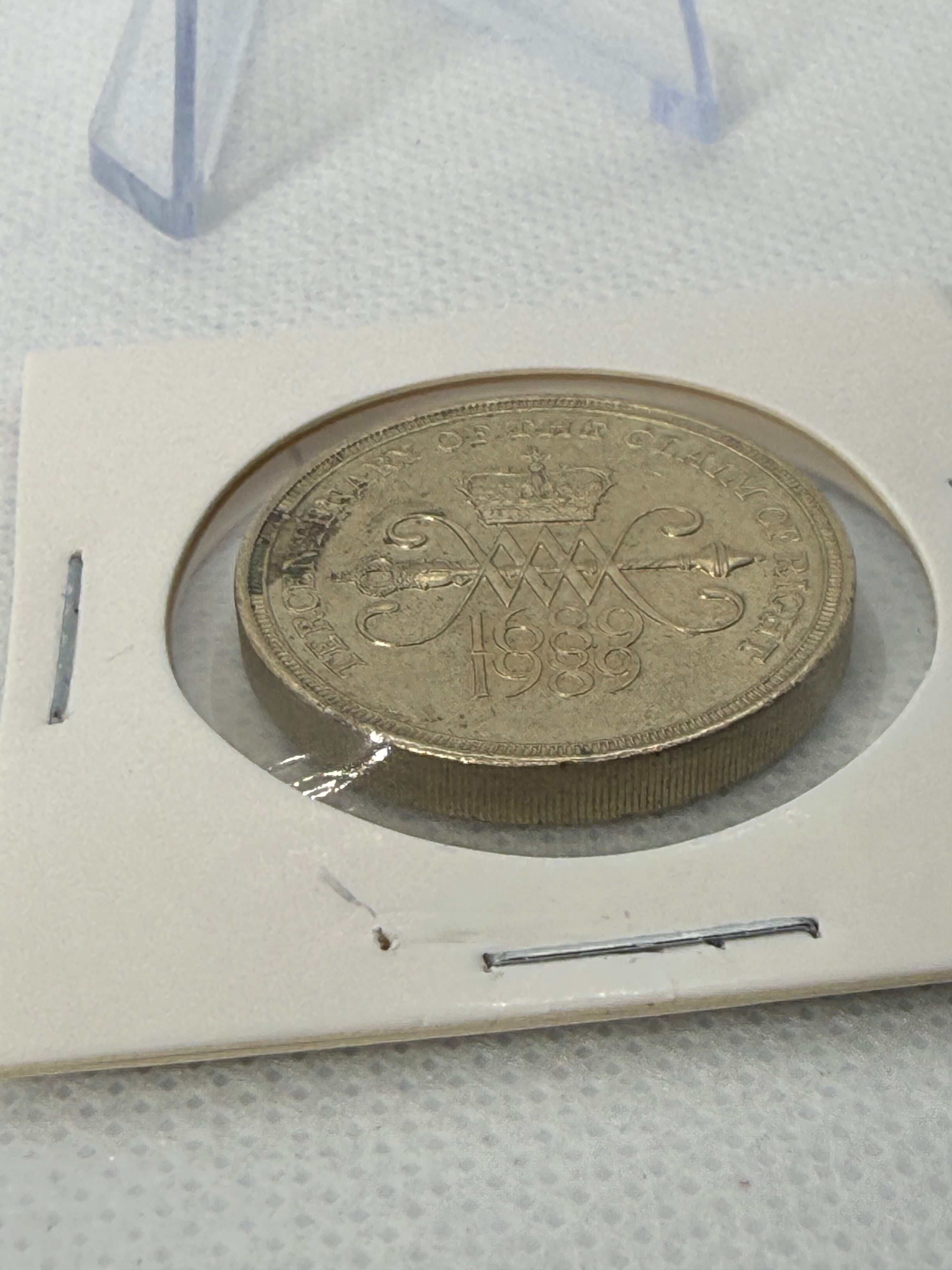 GB Two Pounds Coin 1989 Tercentenary of the Claim of Rights Scottish £2
