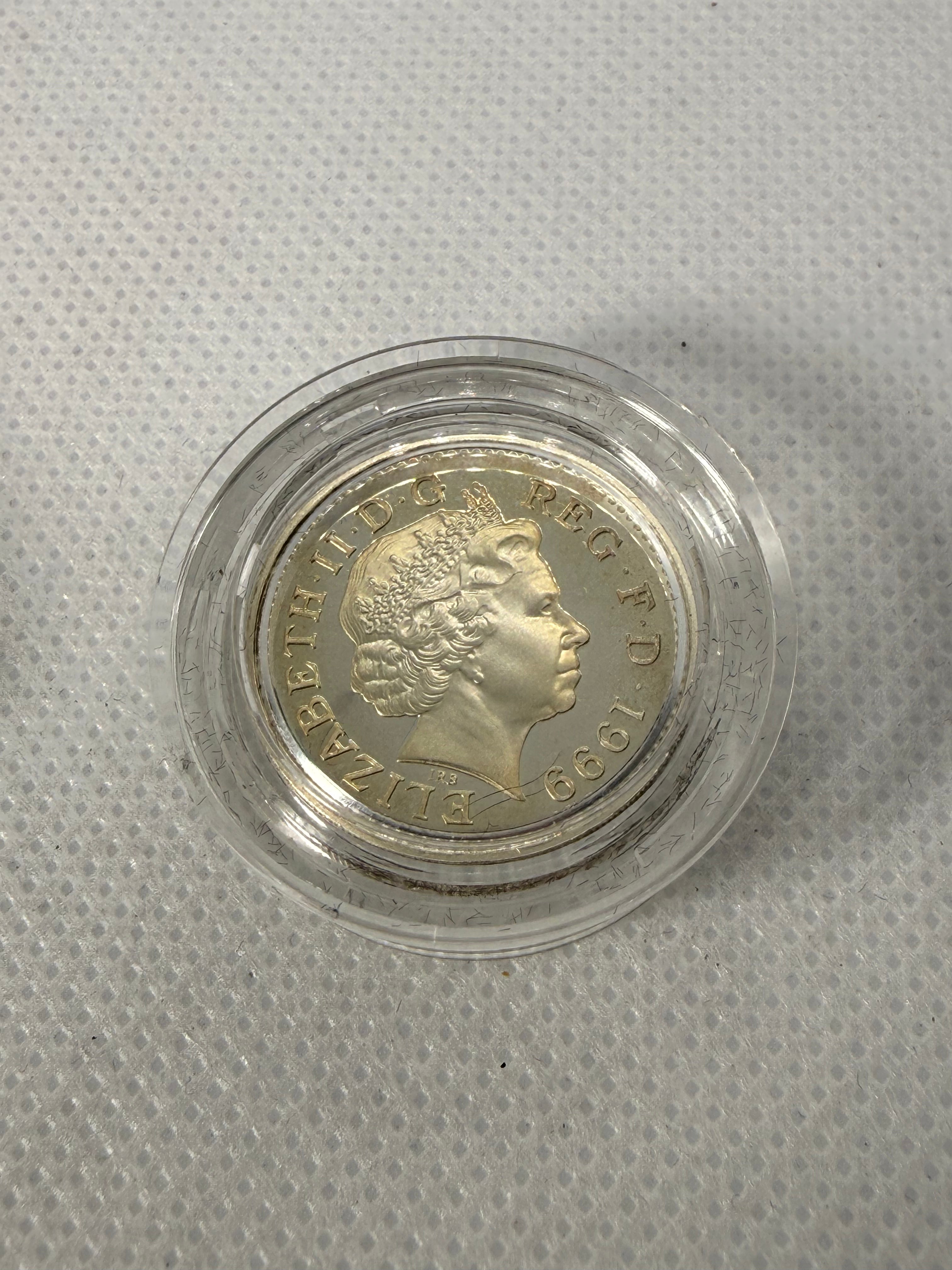 Royal Mint 1999 Silver Proof £1 coin in Presentation Box with COA