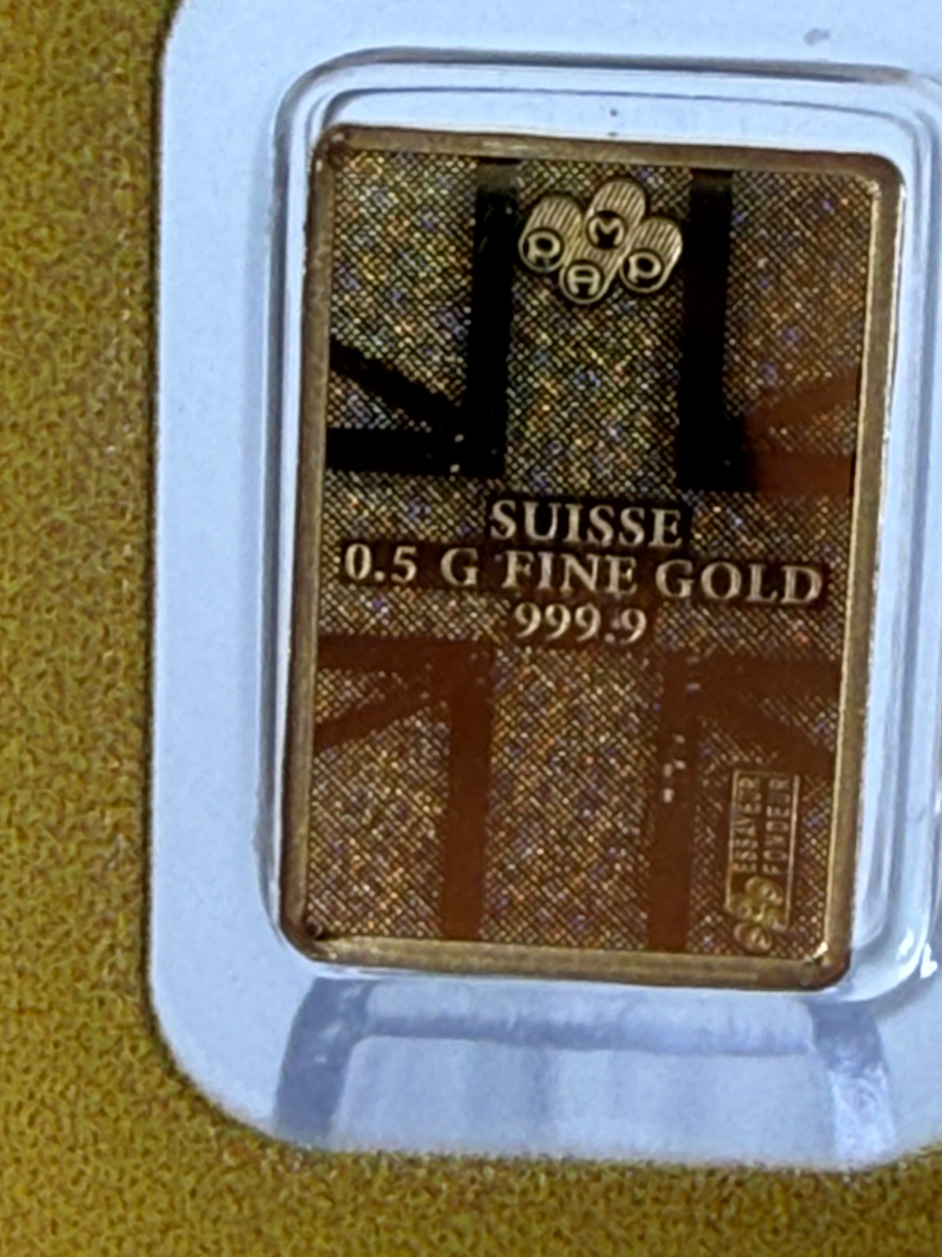 Lion of England 0.5g PAMP Fine 999.9 Gold Bar in Assay
