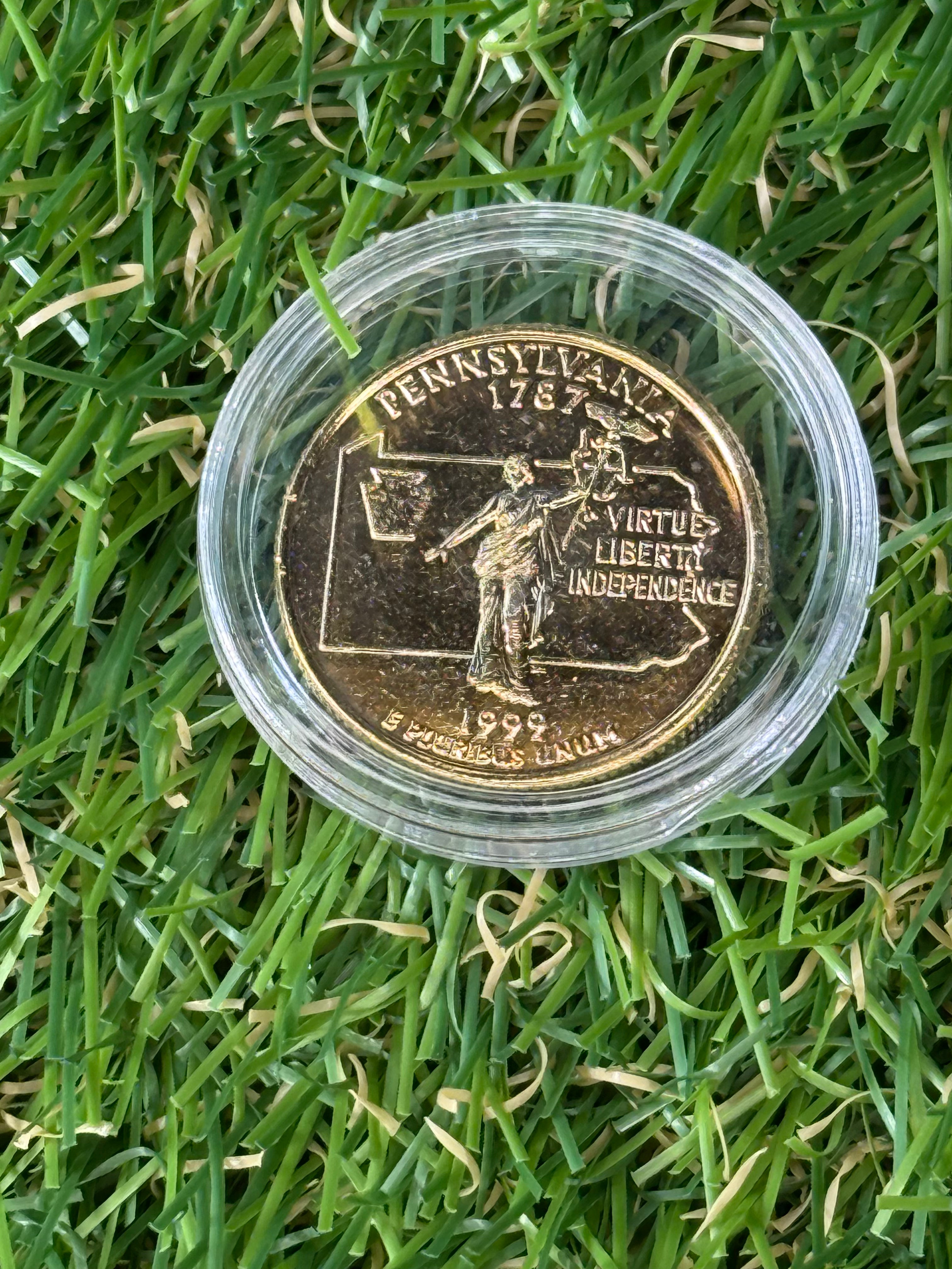 1999 - 2009 US States Quarter Dollar P or D Mint Mark Gold Coloured Coin - Various States Available