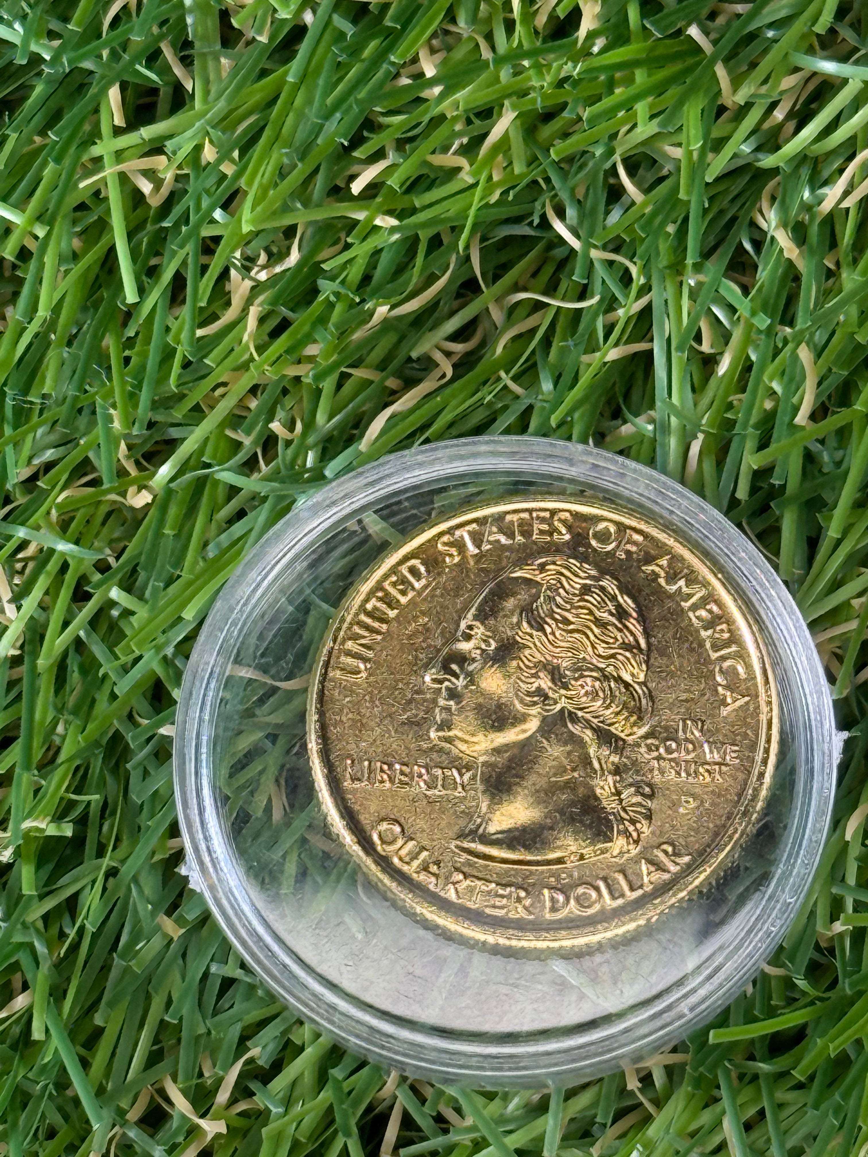 1999 - 2009 US States Quarter Dollar P or D Mint Mark Gold Coloured Coin - Various States Available